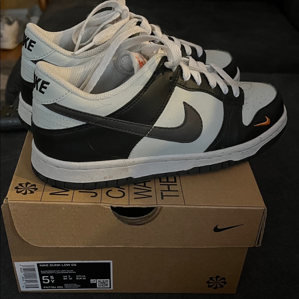 Nike Dunk Low Men's Sneakers - Black and White